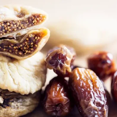 Kurma vs Tin: Mana yang Lebih Baik untuk Menurunkan Berat Badan?
