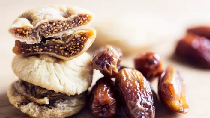 Kurma vs Tin: Mana yang Lebih Baik untuk Menurunkan Berat Badan?