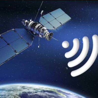 Perusahaan Saudi Luncurkan 30 Satelit untuk Layanan Internet dan Data