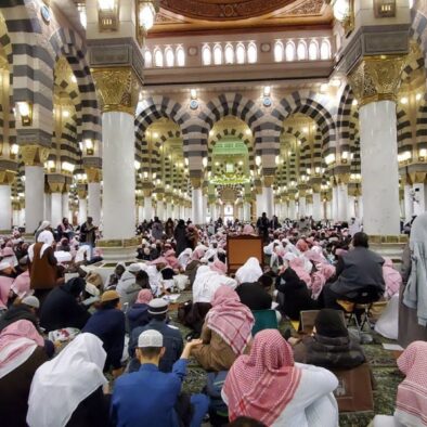 Syaikh Sudais Resmi Buka Majlis Pembacaan Kitab di Haramain