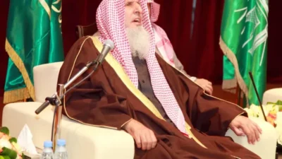 Syaikh Abdul Aziz Alu Syaikh: Simbol Wasath di Majelis Fikih Islam
