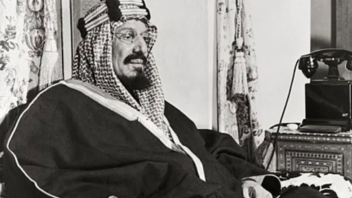Raja Abdul Aziz dan Para Perwira Negara Saudi: Penjaga Rahasia yang Pergi Membawa Kisah Tersembunyi