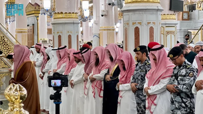 Shalat Gerhana Dari Masjid Nabawi Madinah