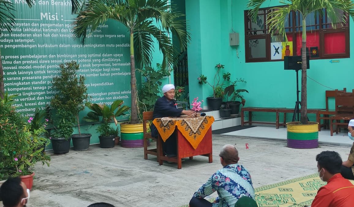 Kajian dan Buka Bersama SMP IT Masjid Syuhada 1442 H bersama Ustadz Adi Abdillah