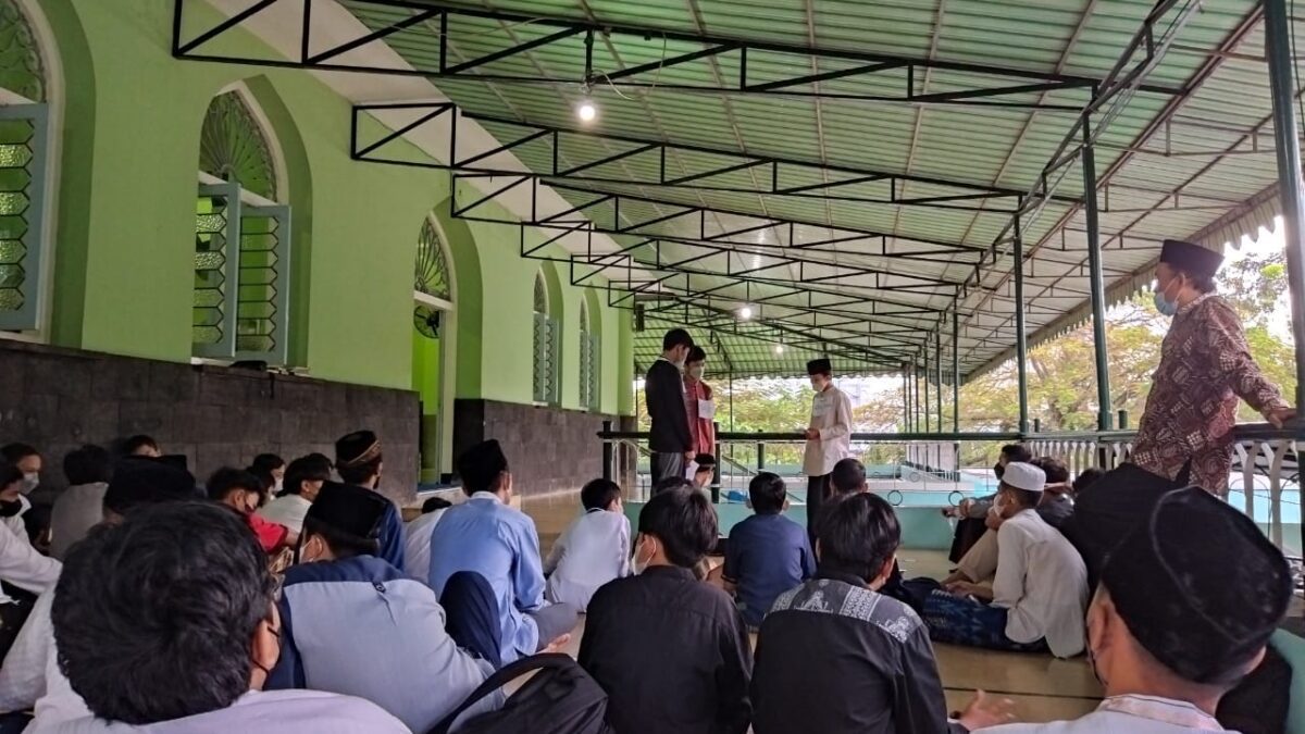 Memetik Hikmah Sejarah Sahabat Rasulullah dalam Pondok Ramadhan Kelas 7