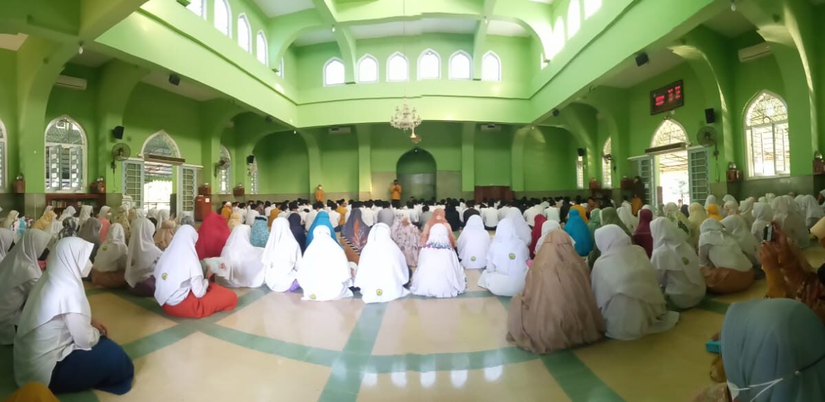 Syawalan Guru dan Siswa SMP IT Masjid Syuhada Pasca Libur Idul Fitri 1443 H