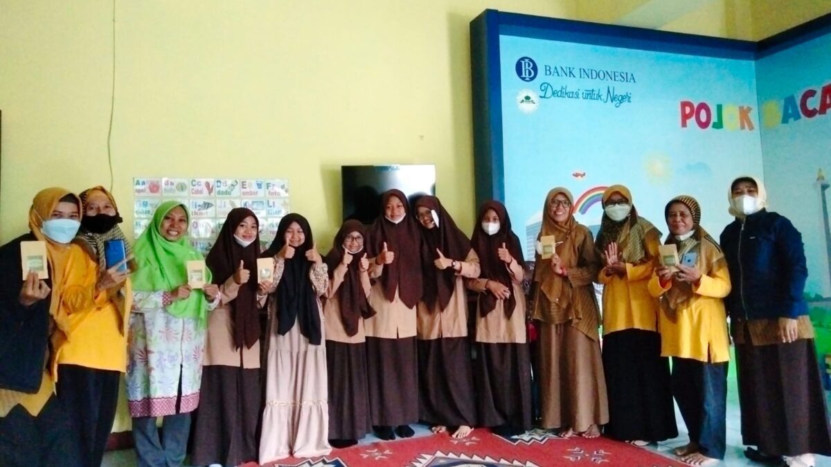 Pameran Produk Olahan Empon-Empon Hasil Proyek Penguatan Profil Pelajar Pancasila