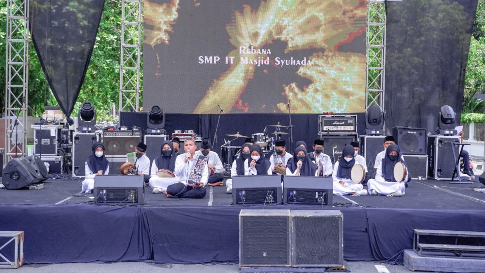 Penampilan Tim Rebana SMPIT Masjid Syuhada dalam Kotabaru Fair 2023 dan Peringatan Isra’ Mi’raj Masjid Syuhada