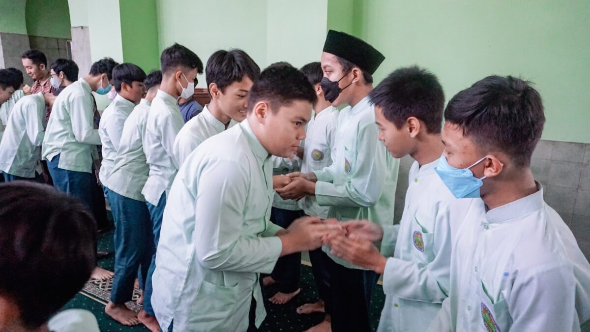 Upacara Peringatan HARDIKNAS 2023 dan Syawalan Guru-Siswa Awali Kegiatan Akademik Pasca Libur Idul Fitri