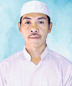 Santri Peraih Nobel Asia Ramon Magsaysay; KH. Hasanain Junaini
