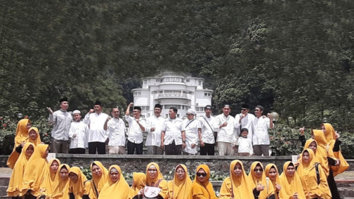 Alumni Haji Tazakka Pengajian di Bandung