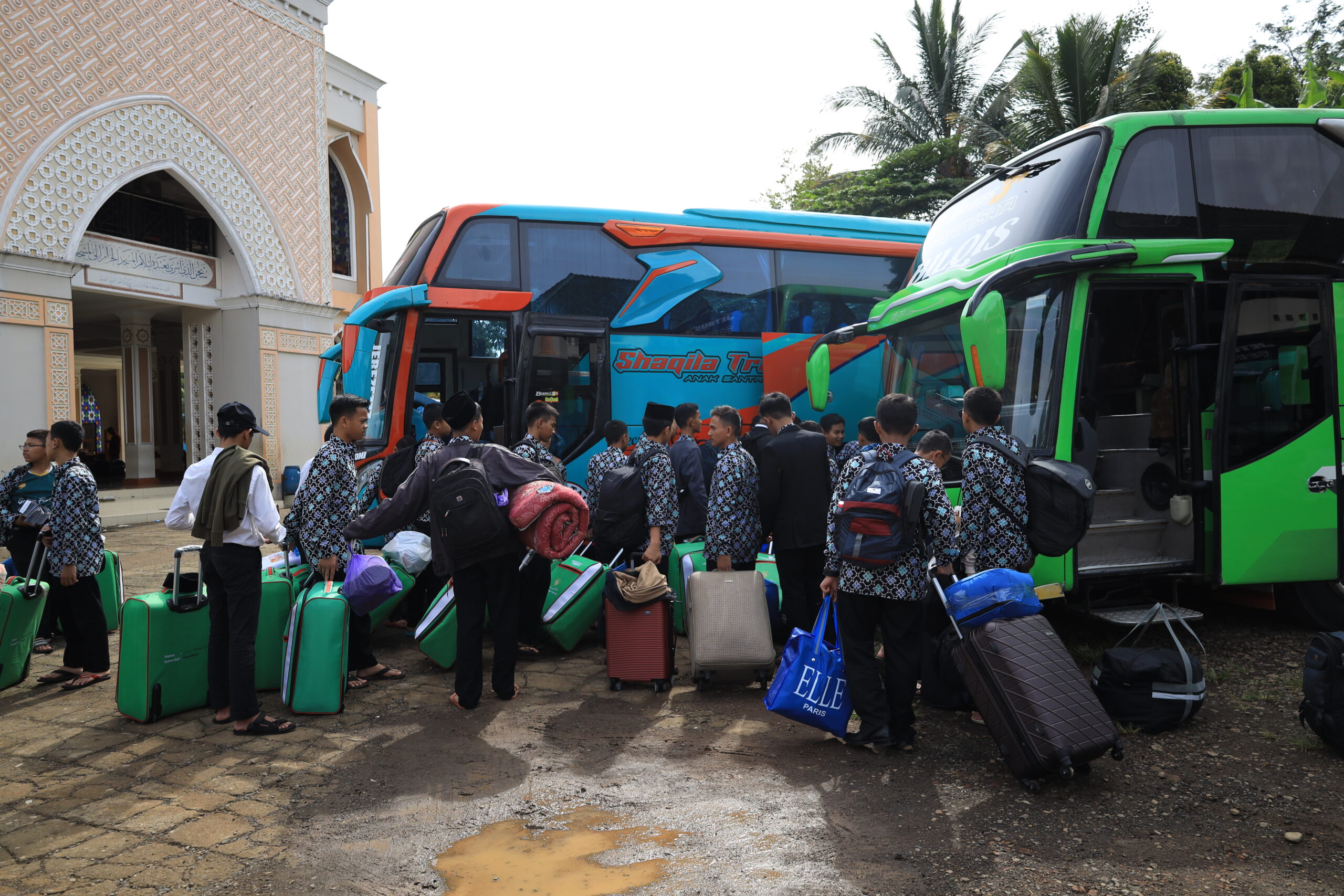 Er-xotin jinsiy aloqa uchun yigit qidirmoqda