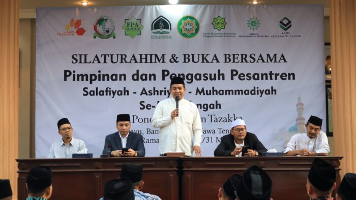 Kiai Salafiyah, Ashriyah, Muhammadiyah Silaturahim & Bukber di Tazakka
