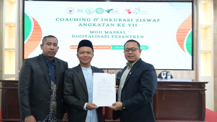 PM Tazakka Lakukan MoU Sistem AIST dengan 32 Pesantren