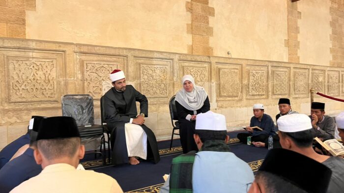 PESERTA DAUROH IKUTI TAHSIN QIROAH DI MASJID AL-AZHAR