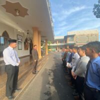 GURU ADALAH PENUNTUN JALAN PANJANG MENUJU PERADABAN MULIA