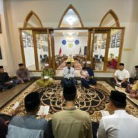Tazakka Tradisikan Yasinan dan Doa Bersama Guru dengan Pimpinan