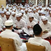 Tazakka Adakan Khataman Al-Qur’an, Dzikir, dan Munajat Arafah