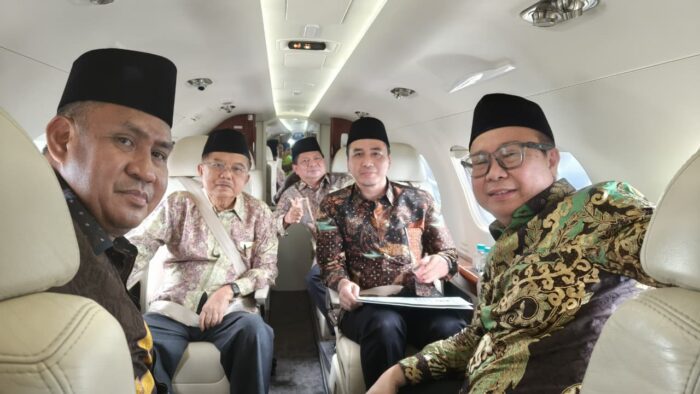 Pimpinan Tazakka Dampingi Jusuf Kalla Beri Kuliah Perdamaian di Malaysia